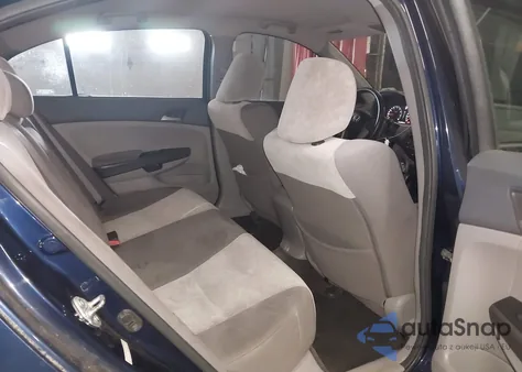 2010 Honda Accord 2.4 Lx from USA, damaged, VIN 1HGCP2F32AA136777